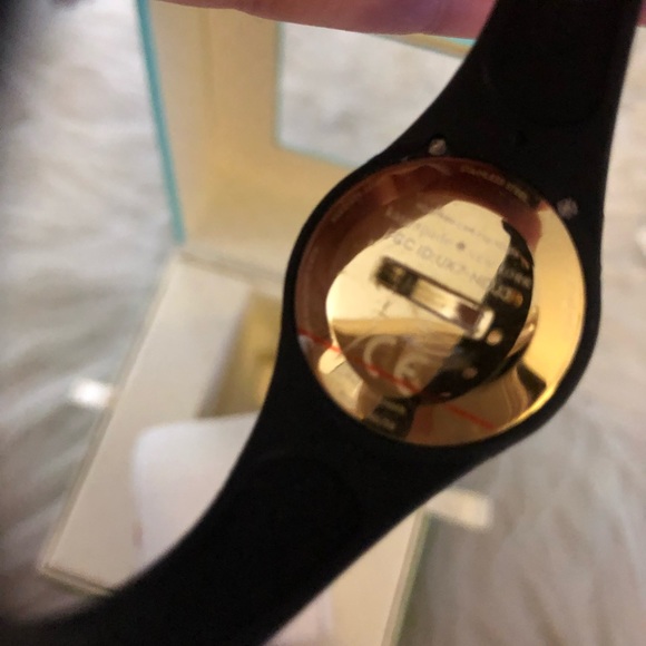 Kate Spade Watch - Picture 6 of 7